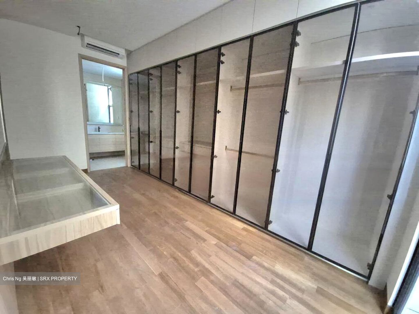 Canberra Drive (D27), Semi-Detached #477857511